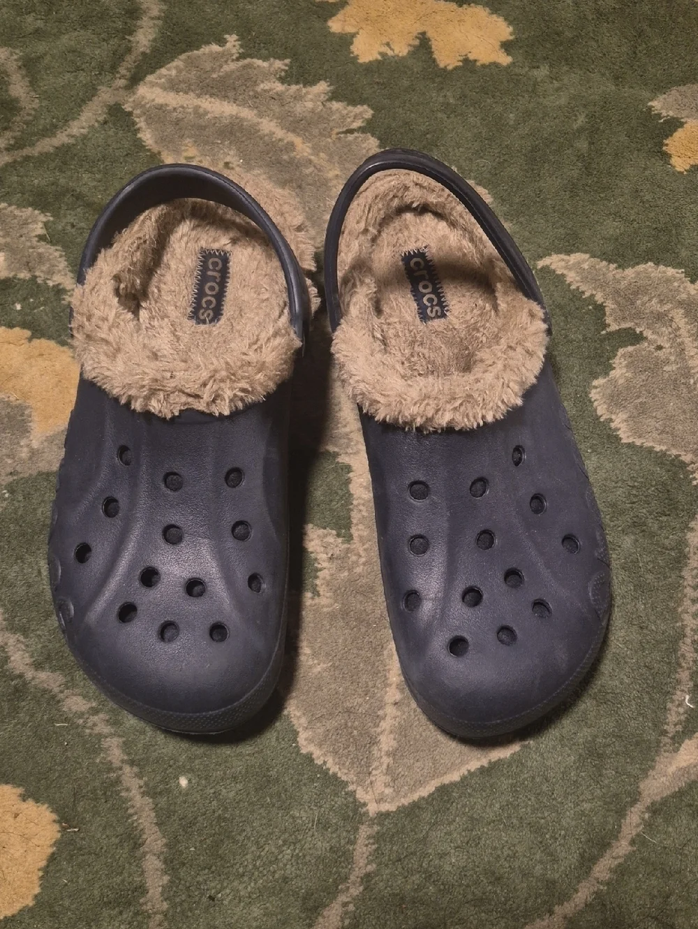 CROCS Kids Navy Clog with Tan Fuzzy Lining